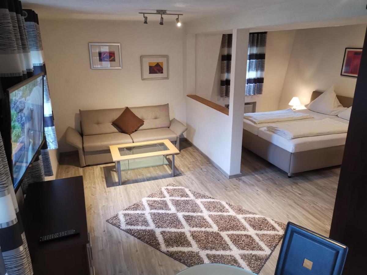 בירפלדןאוברזנט Hotel Gruener Baum Mit Restaurant & Wellness מראה חיצוני תמונה